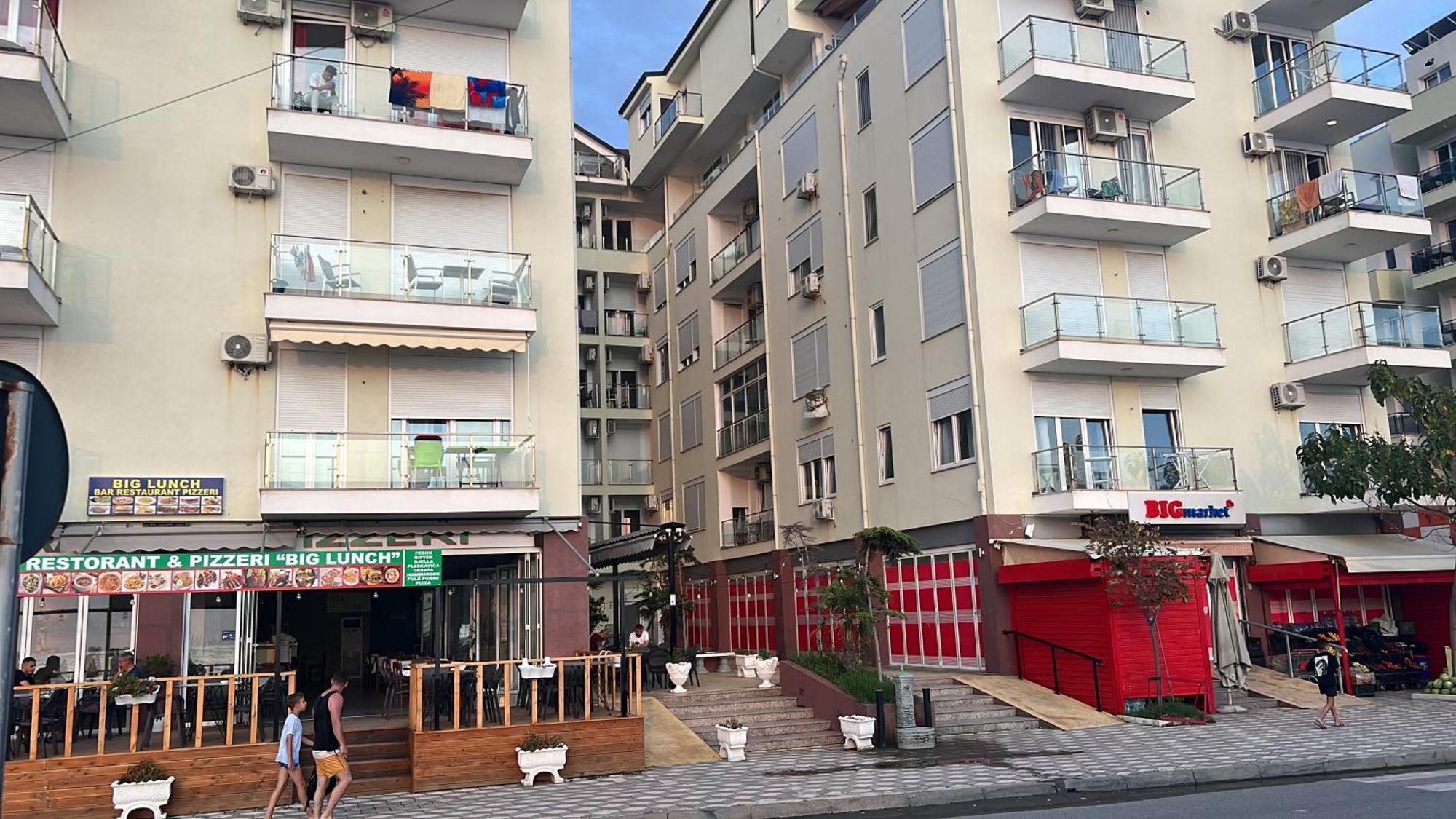 Shengjin Apartaments ภายนอก รูปภาพ