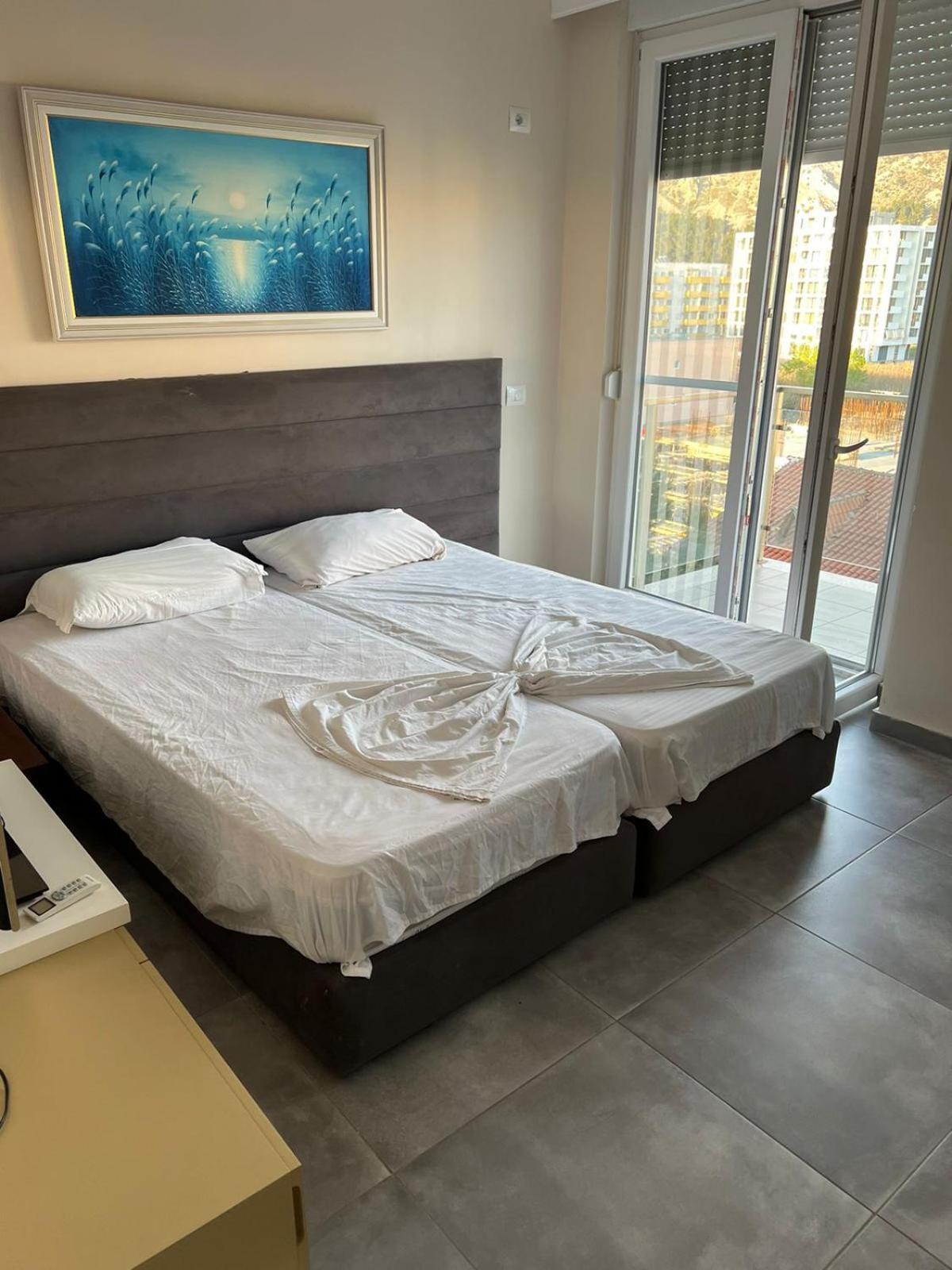 Shengjin Apartaments ภายนอก รูปภาพ