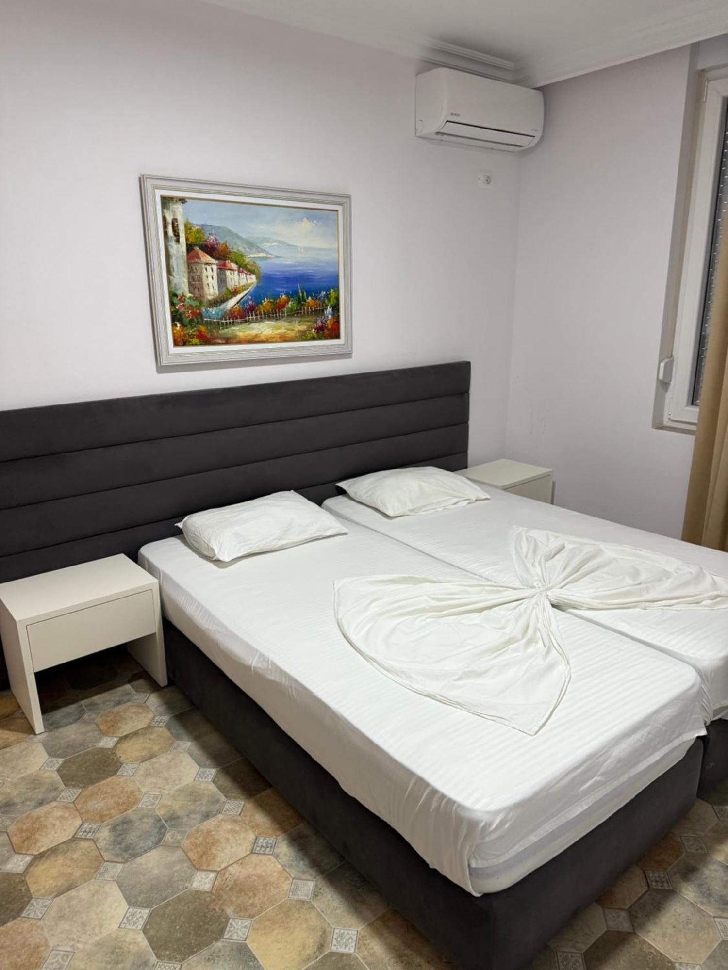 Shengjin Apartaments ภายนอก รูปภาพ